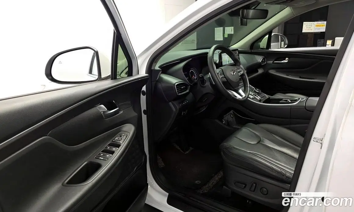 Hyundai Santa Fe 2021 1.6 автомат (гидро), фото 13