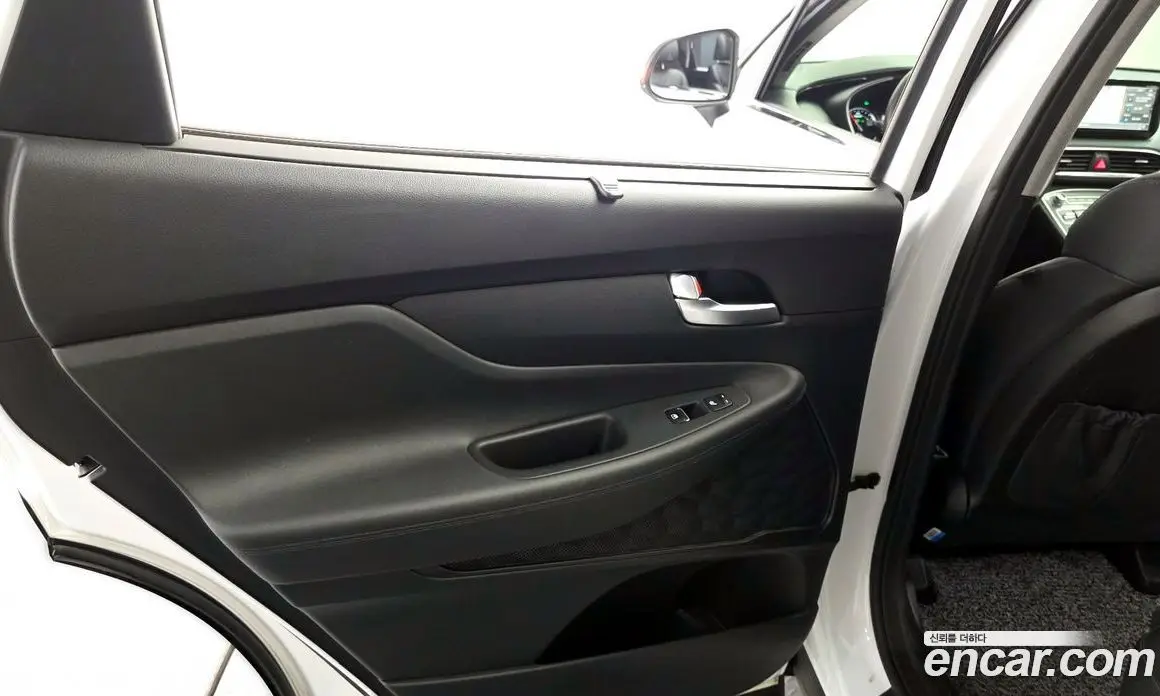 Hyundai Santa Fe 2021 1.6 автомат (гидро), фото 15