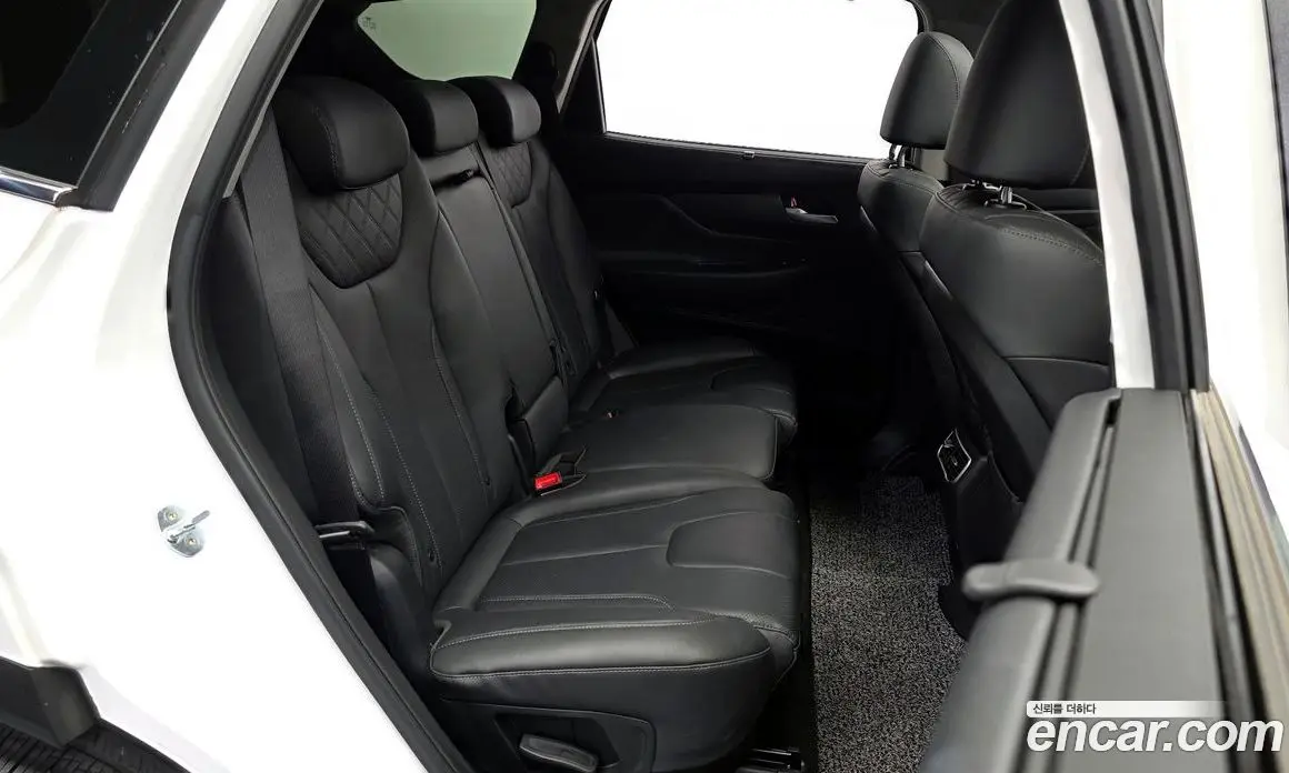 Hyundai Santa Fe 2021 1.6 автомат (гидро), фото 17