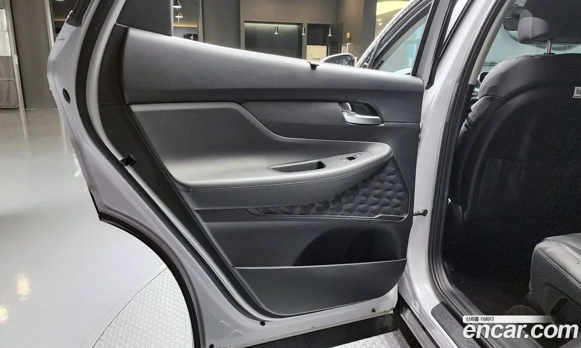 Hyundai Santa Fe 2022 2.2 автомат (гидро), фото 15 Hyundai Santa Fe 2022 2.2 автомат (гидро), фото 15
