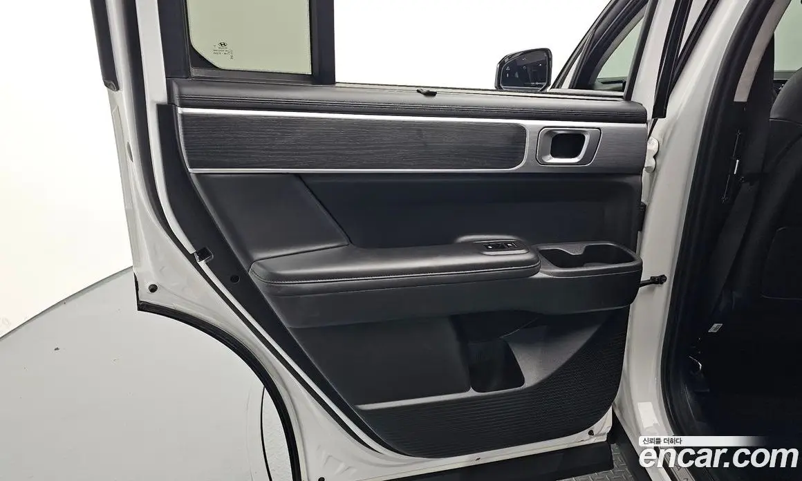 Hyundai Santa Fe 2023 2.5 автомат (гидро), фото 15