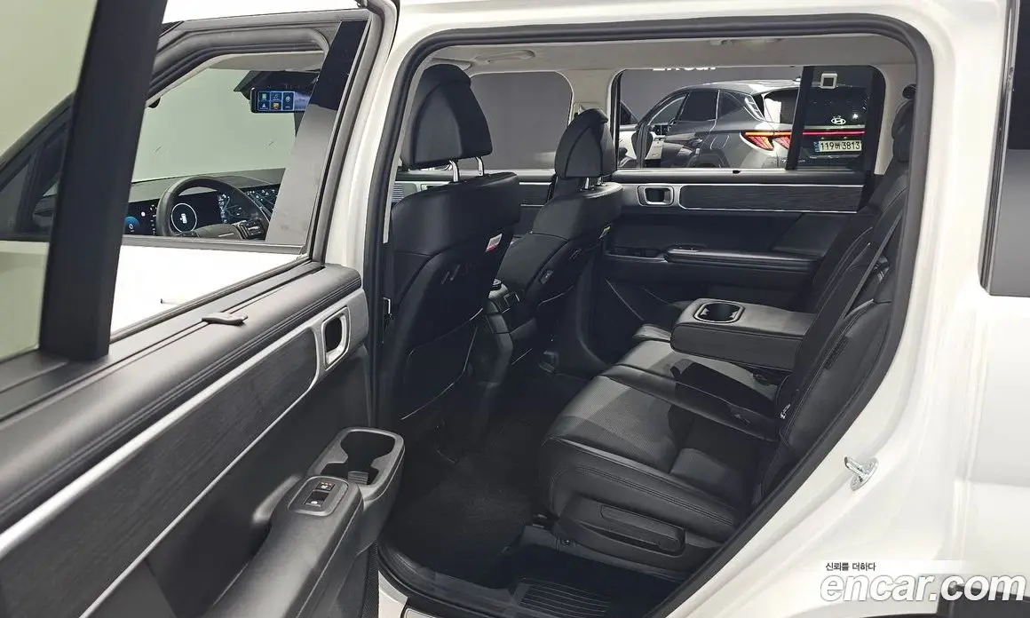 Hyundai Santa Fe 2023 2.5 автомат (гидро), фото 18