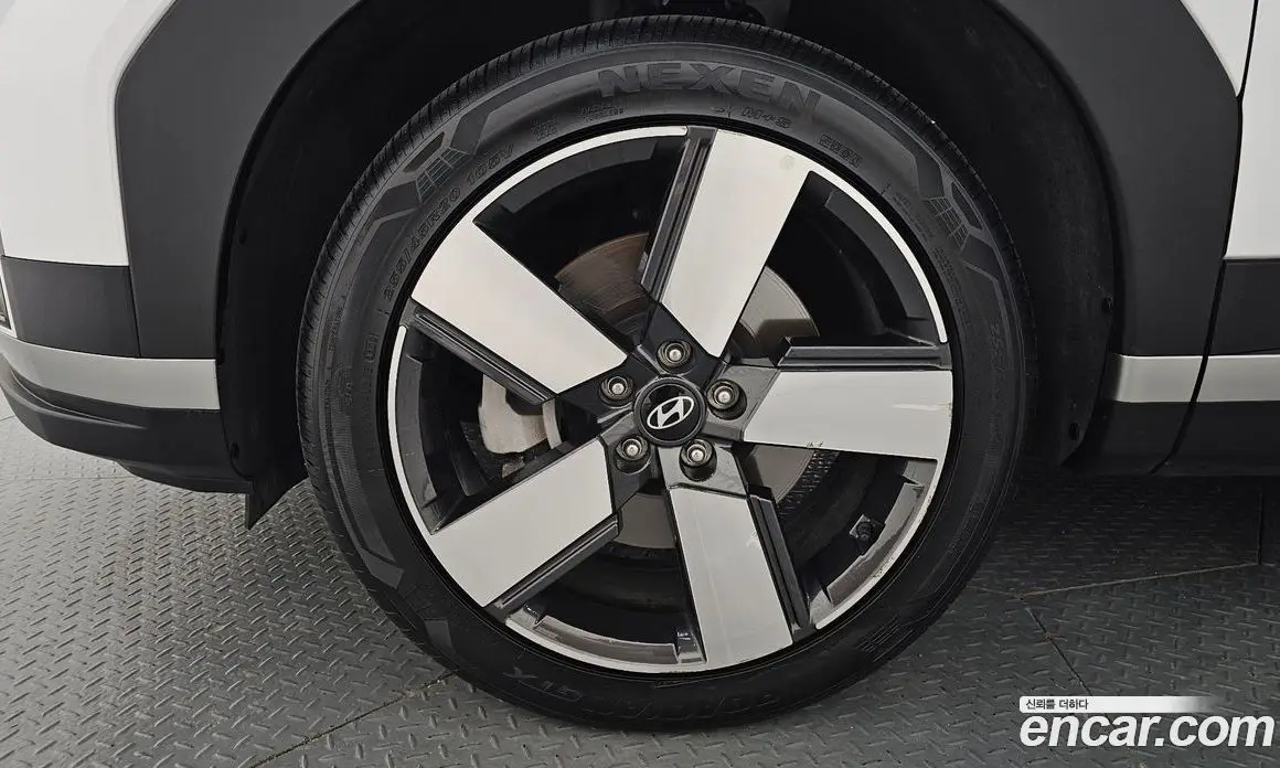Hyundai Santa Fe 2023 2.5 автомат (гидро), фото 5