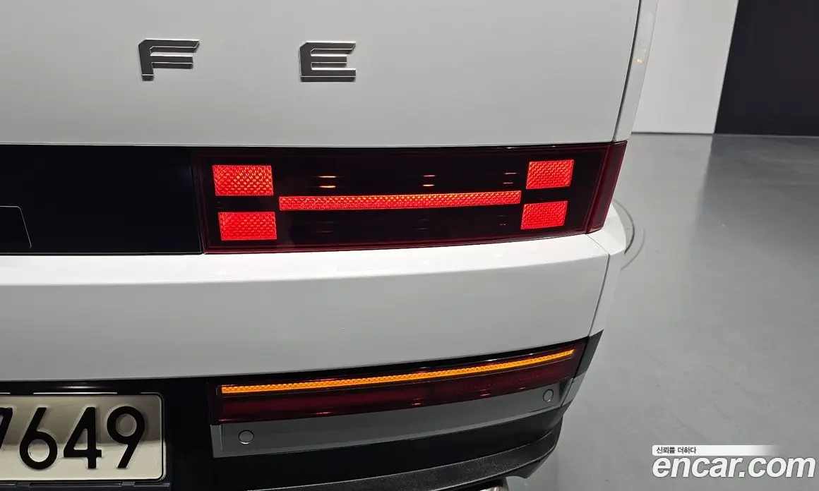 Hyundai Santa Fe 2023 2.5 автомат (гидро), фото 9