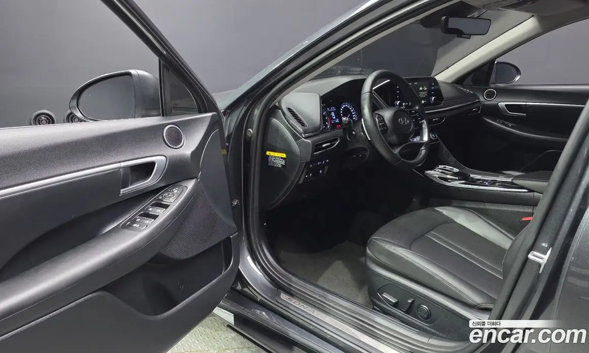 Hyundai Sonata 2019 2.0 автомат (гидро), фото 13