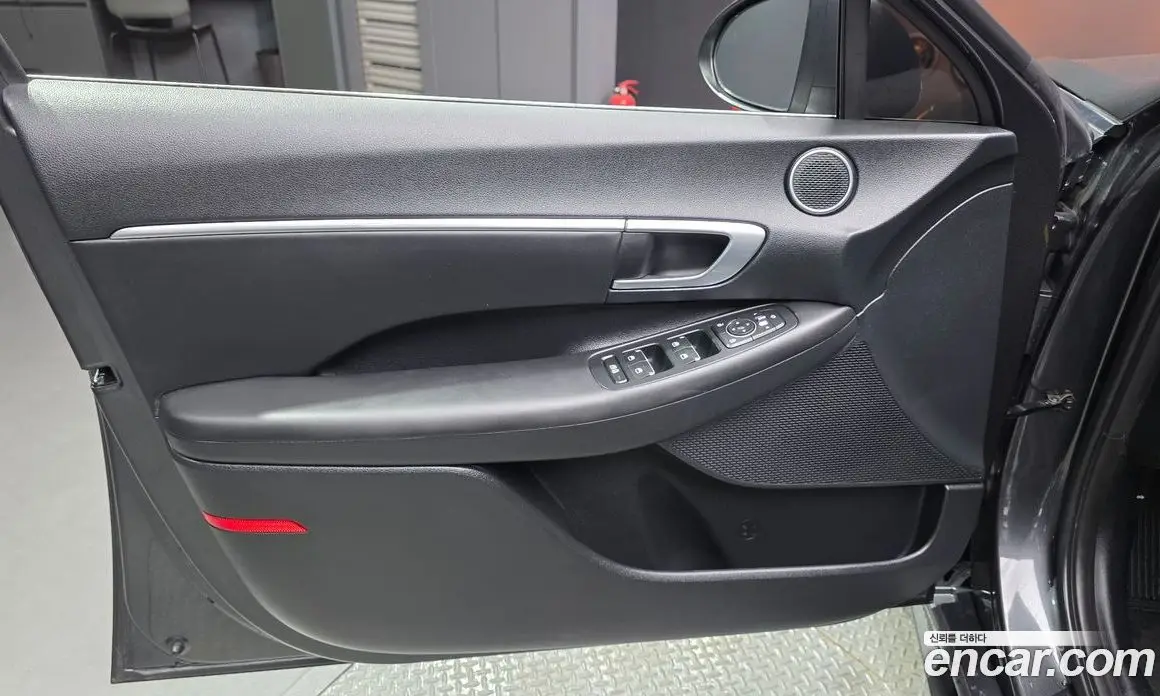 Hyundai Sonata 2019 2.0 автомат (гидро), фото 14
