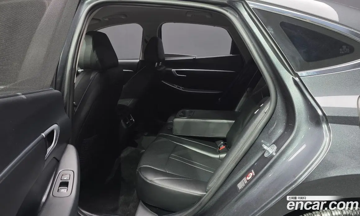 Hyundai Sonata 2019 2.0 автомат (гидро), фото 16