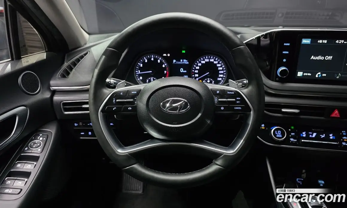 Hyundai Sonata 2019 2.0 автомат (гидро), фото 19