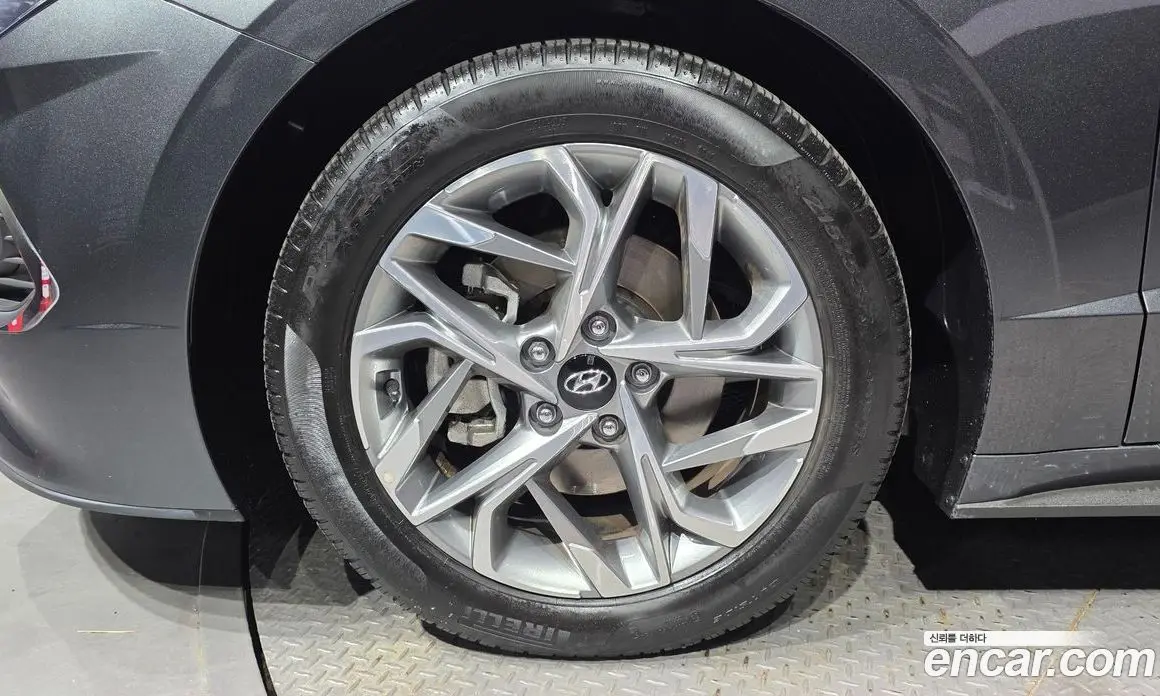 Hyundai Sonata 2019 2.0 автомат (гидро), фото 5