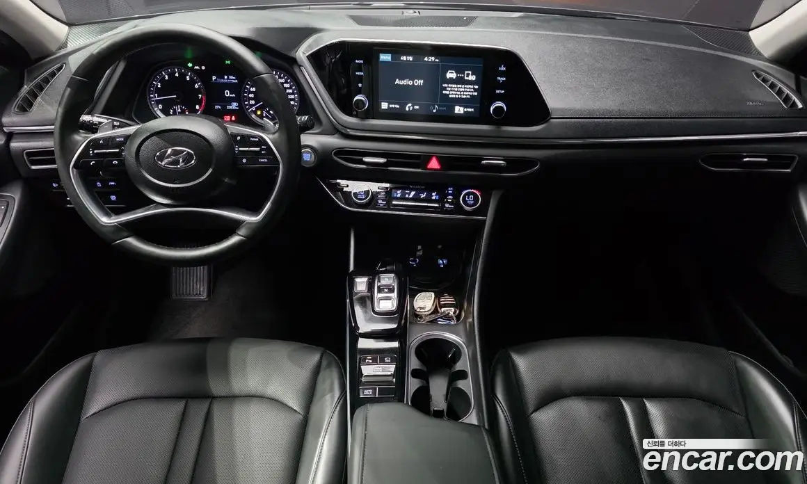Hyundai Sonata 2019 2.0 автомат (гидро), фото 10