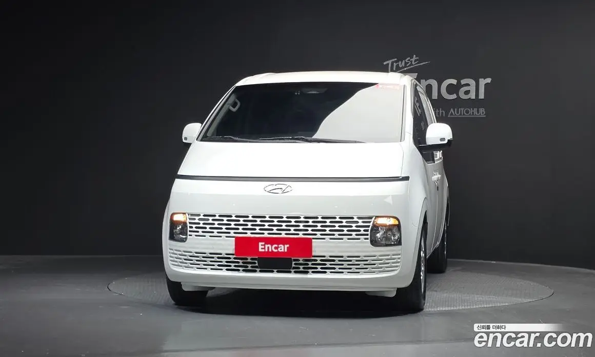 Hyundai Staria 2021 2.2 автомат (гидро), фото 2 Hyundai Staria 2021 2.2 автомат (гидро), фото 2