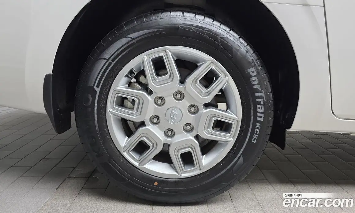 Hyundai Staria 2021 2.2 автомат (гидро), фото 4 Hyundai Staria 2021 2.2 автомат (гидро), фото 4