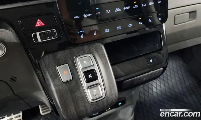 Hyundai Staria 2024 1.6 автомат (гидро), миниатюра 12