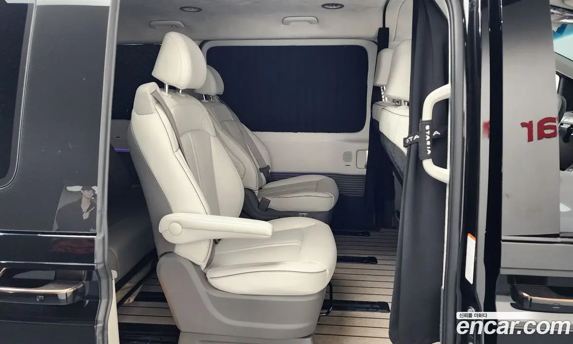 Hyundai Staria 2024 1.6 автомат (гидро), фото 17