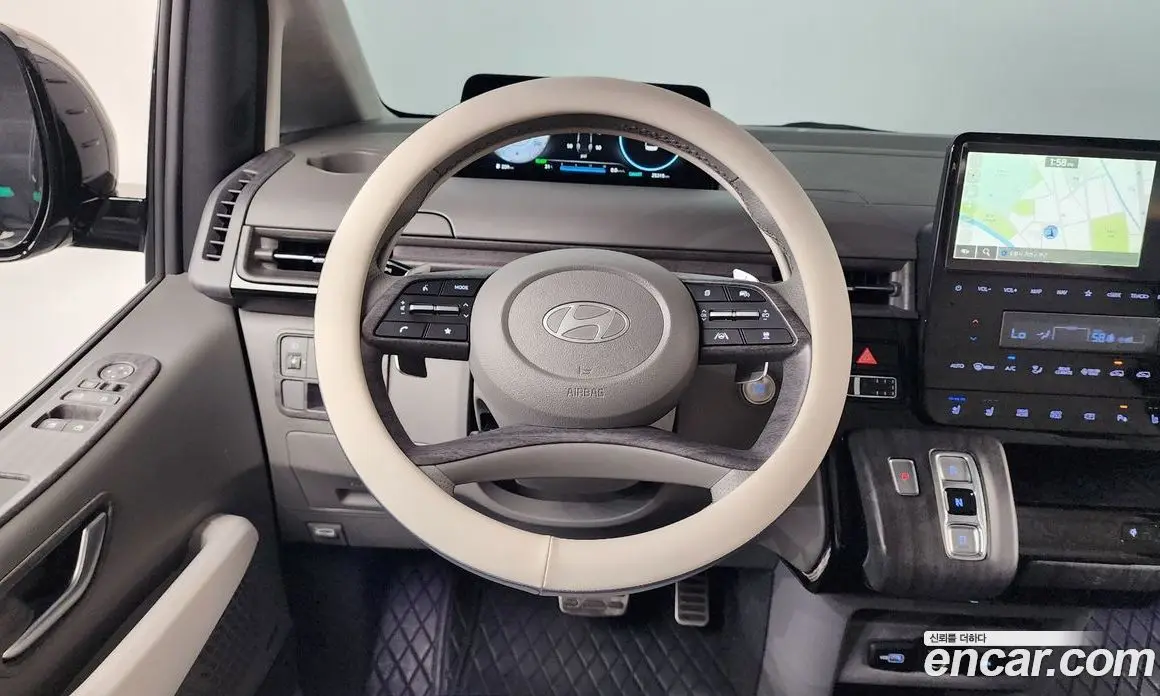 Hyundai Staria 2024 1.6 автомат (гидро), фото 19