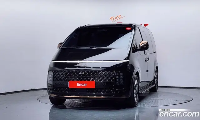 Hyundai Staria 2024 1.6 автомат (гидро), миниатюра 3