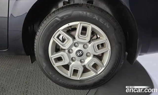 Hyundai Staria 2024 1.6 автомат (гидро), миниатюра 7