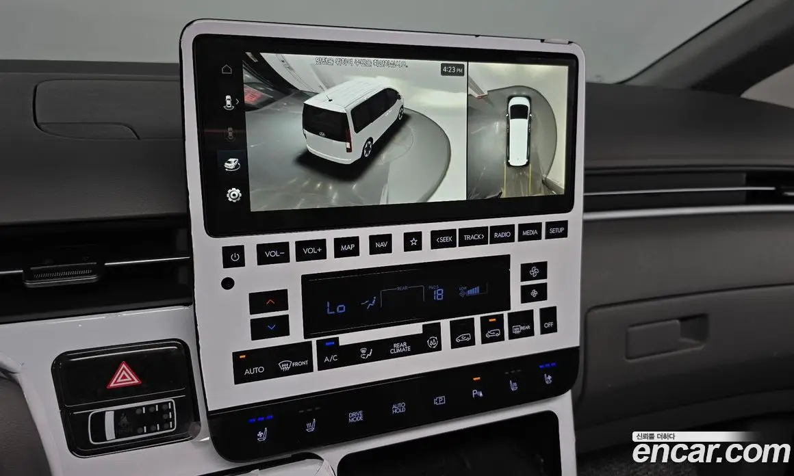 Hyundai Staria 2025 2.2 автомат (гидро), фото 20