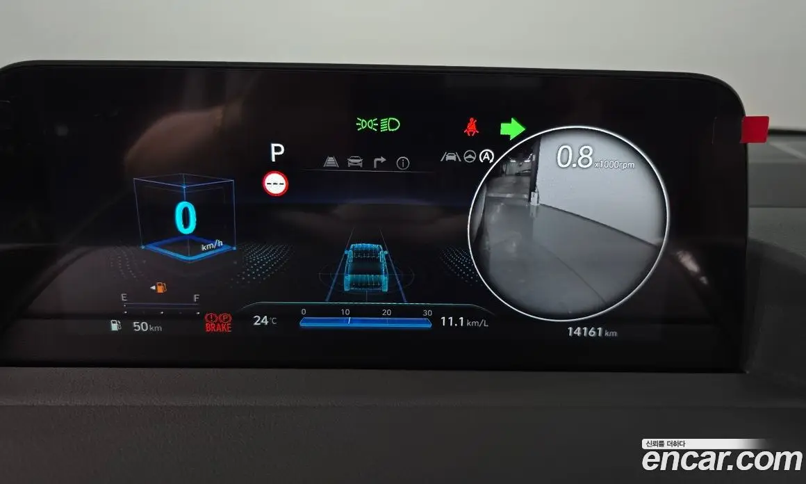 Hyundai Staria 2025 2.2 автомат (гидро), фото 10