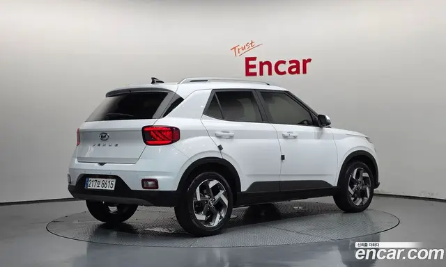 Hyundai Venue 2023 1.6 автомат (гидро), миниатюра 2