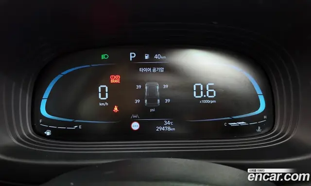 Hyundai Venue 2023 1.6 автомат (гидро), миниатюра 11