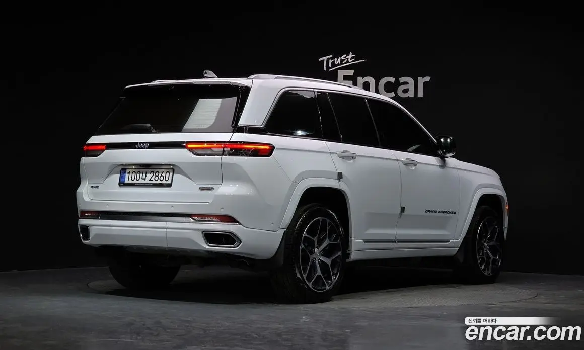 Jeep Cherokee 2023 2.0 автомат (гидро), фото 2 Jeep Cherokee 2023 2.0 автомат (гидро), фото 2