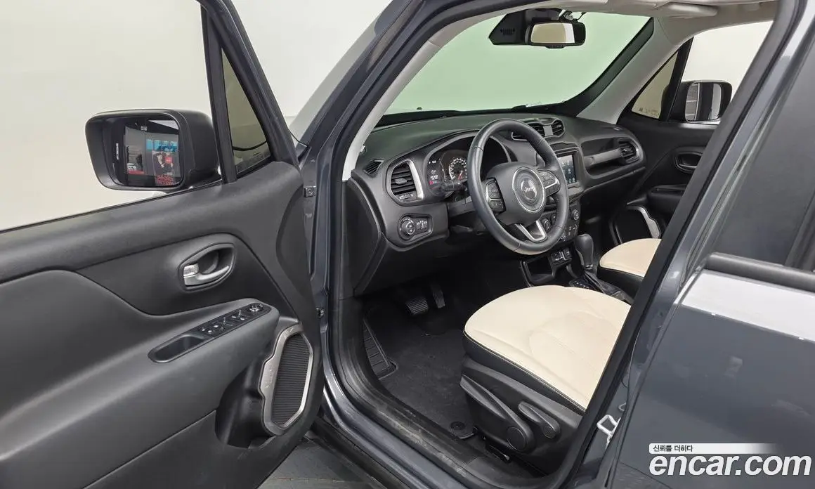 Jeep Renegade 2022 1.3 автомат (гидро), фото 13 Jeep Renegade 2022 1.3 автомат (гидро), фото 13