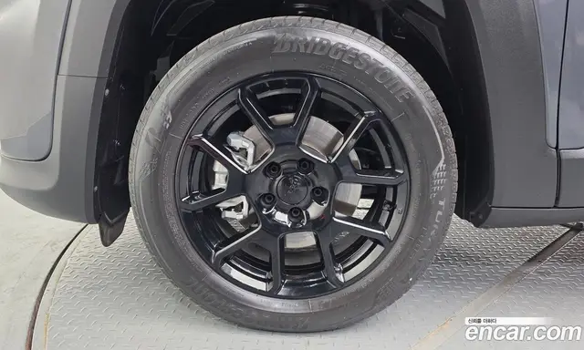 Jeep Renegade 2022 1.3 автомат (гидро), миниатюра 5 Jeep Renegade 2022 1.3 автомат (гидро), миниатюра 5