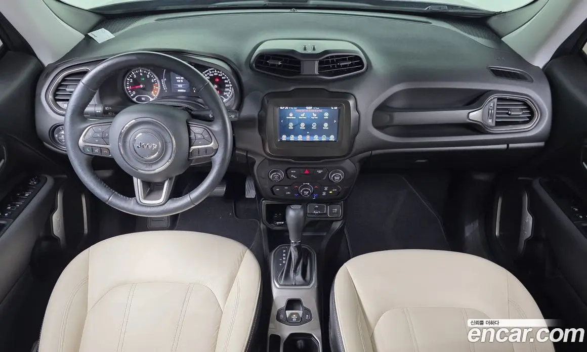 Jeep Renegade 2022 1.3 автомат (гидро), фото 10 Jeep Renegade 2022 1.3 автомат (гидро), фото 10