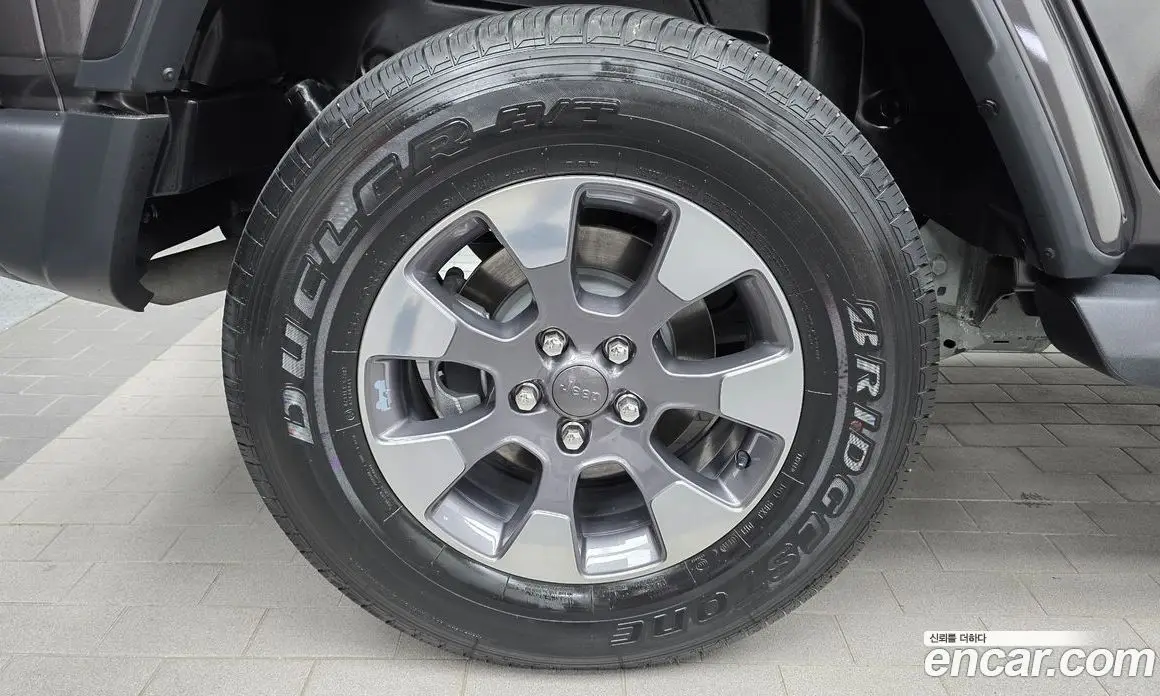 Jeep Wrangler 2019 2.0 автомат (гидро), фото 5