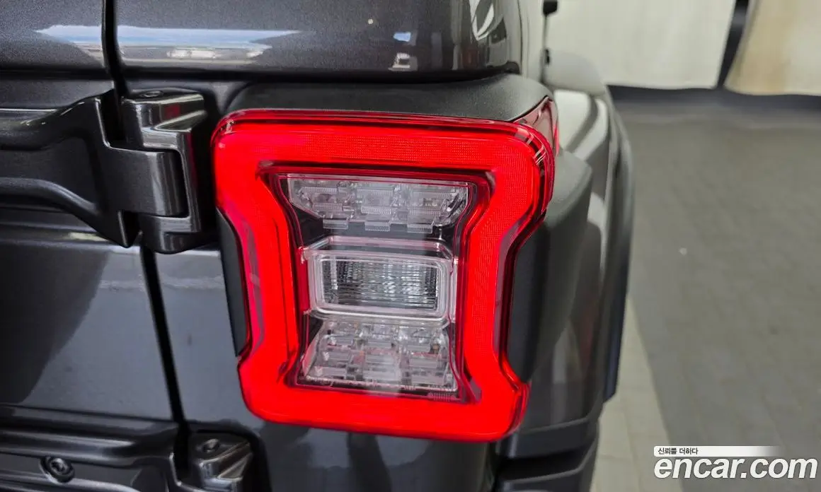 Jeep Wrangler 2019 2.0 автомат (гидро), фото 9