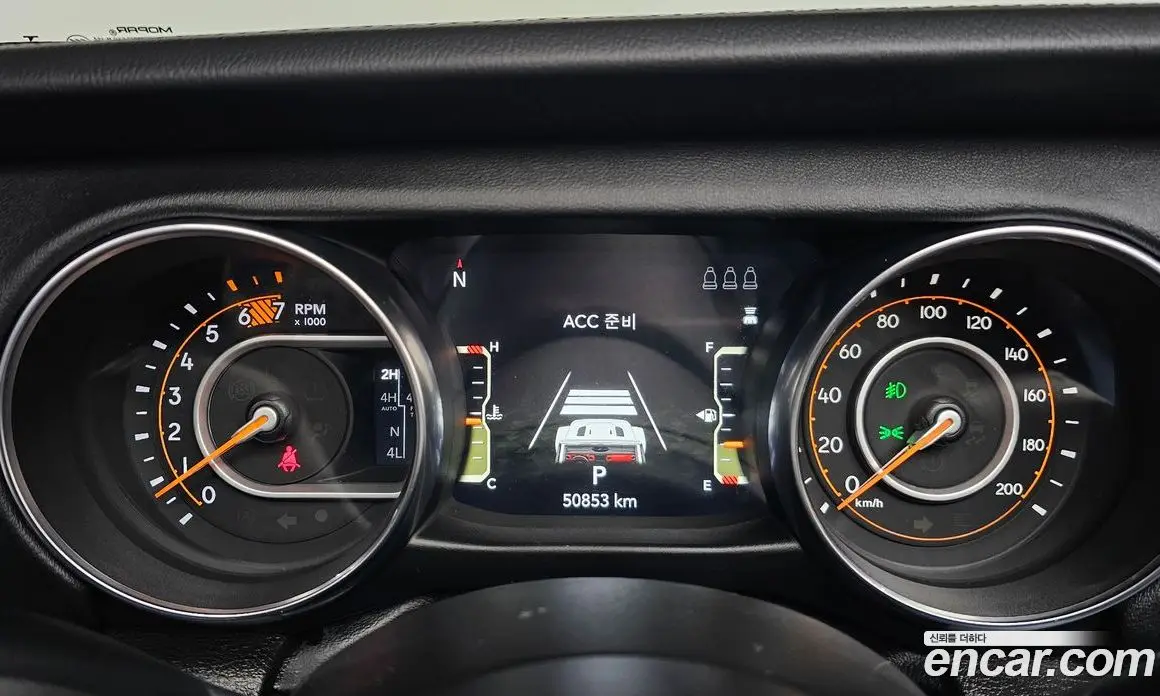 Jeep Wrangler 2023 2.0 автомат (гидро), фото 11