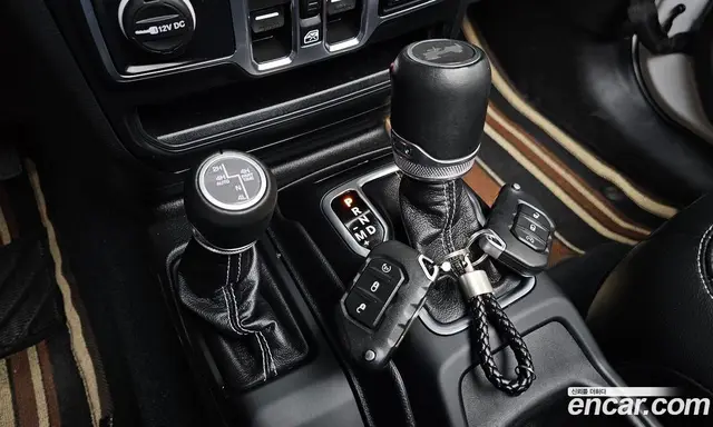 Jeep Wrangler 2023 2.0 автомат (гидро), миниатюра 12
