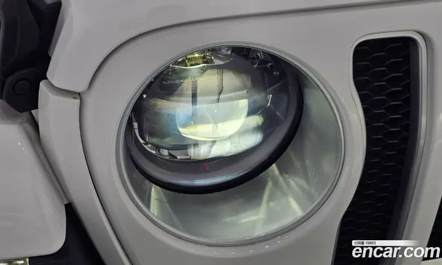 Jeep Wrangler 2023 2.0 автомат (гидро), миниатюра 8
