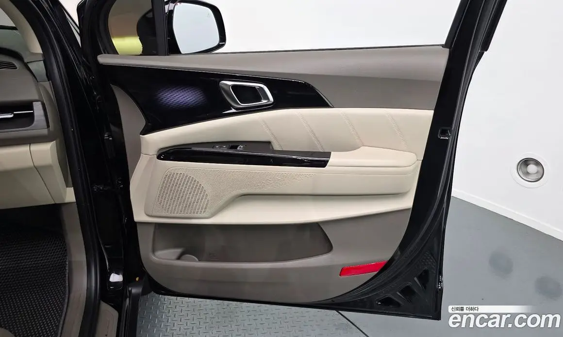 Kia Carnival 2022 2.2 автомат (гидро), фото 15