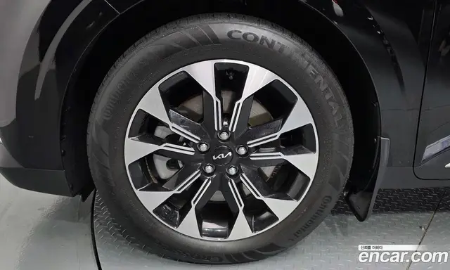 Kia Carnival 2022 2.2 автомат (гидро), миниатюра 5