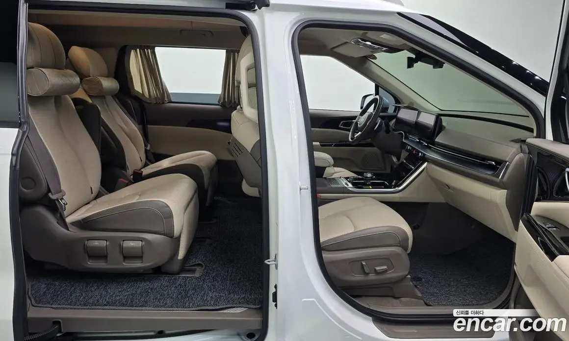 Kia Carnival 2022 3.5 автомат (гидро), фото 17 Kia Carnival 2022 3.5 автомат (гидро), фото 17