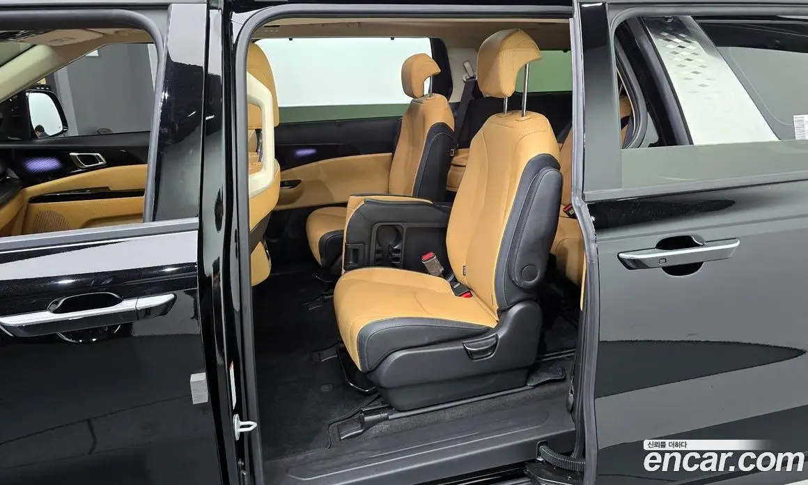 Kia Carnival 2023 2.2 автомат (гидро), фото 17 Kia Carnival 2023 2.2 автомат (гидро), фото 17