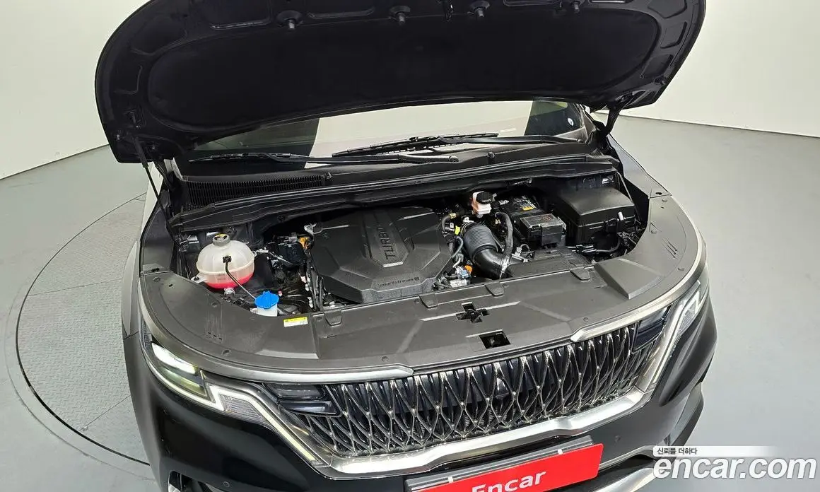 Kia Carnival 2023 2.2 автомат (гидро), фото 6 Kia Carnival 2023 2.2 автомат (гидро), фото 6