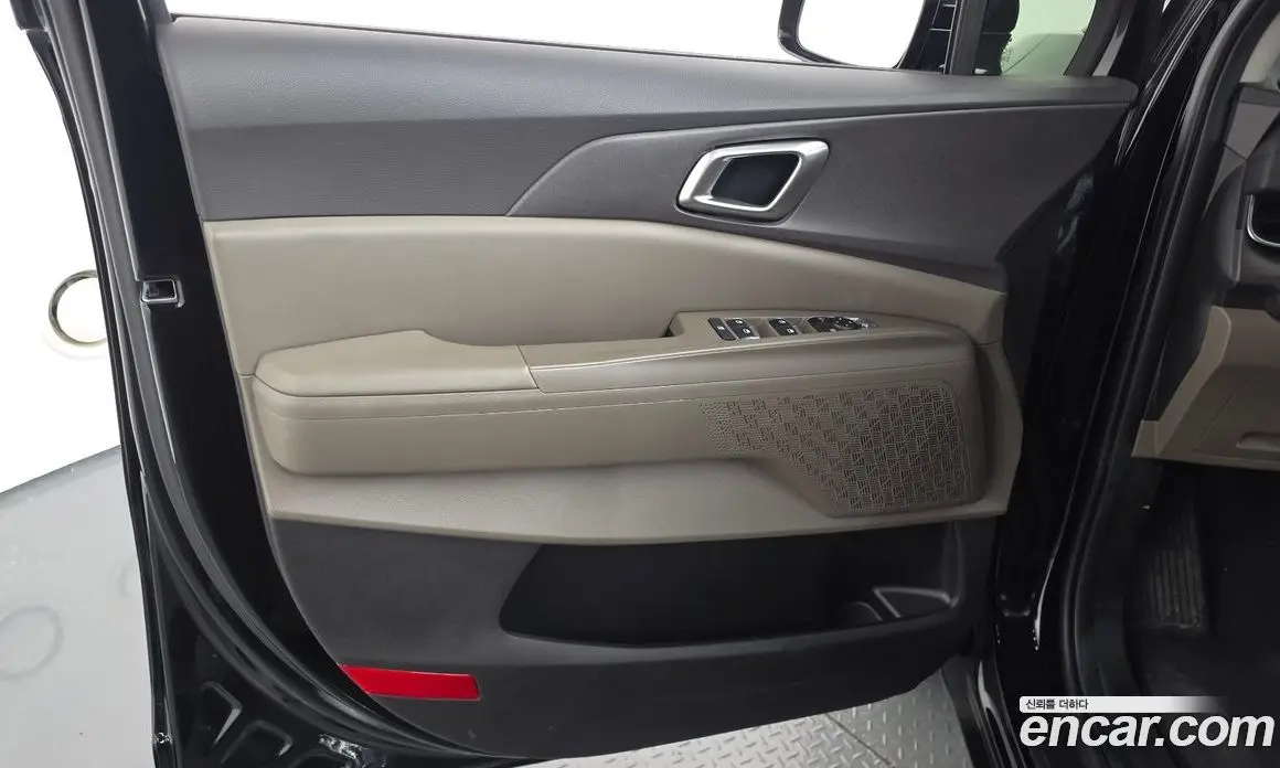 Kia Carnival 2025 2.2 автомат (гидро), фото 14