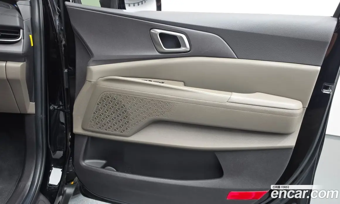 Kia Carnival 2025 2.2 автомат (гидро), фото 15