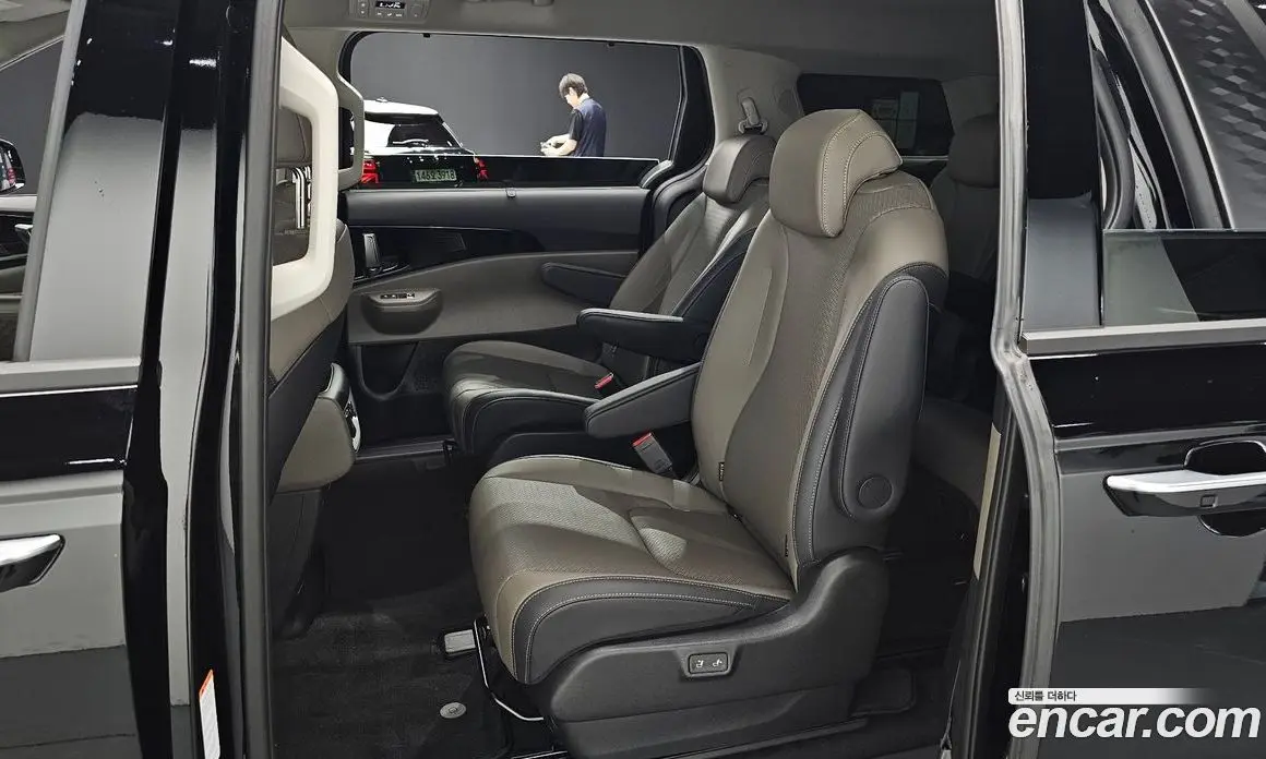 Kia Carnival 2026 3.5 автомат (гидро), фото 18