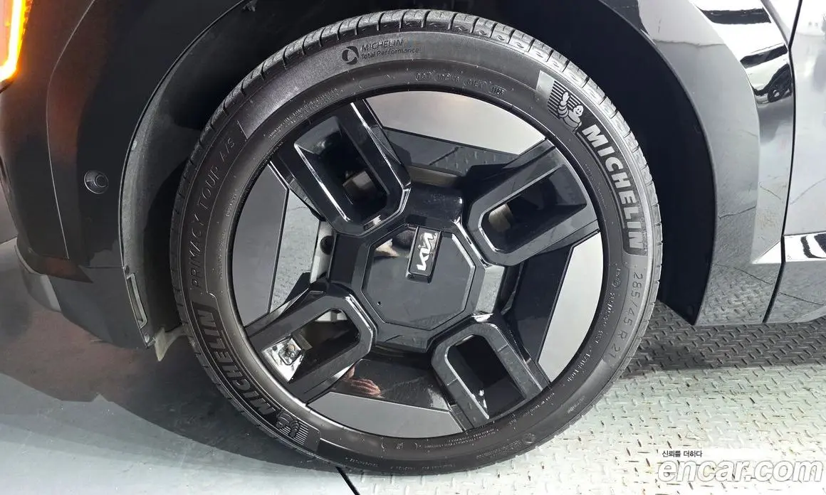 Kia EV9 2023 0.2 автомат (гидро), фото 5 Kia EV9 2023 0.2 автомат (гидро), фото 5