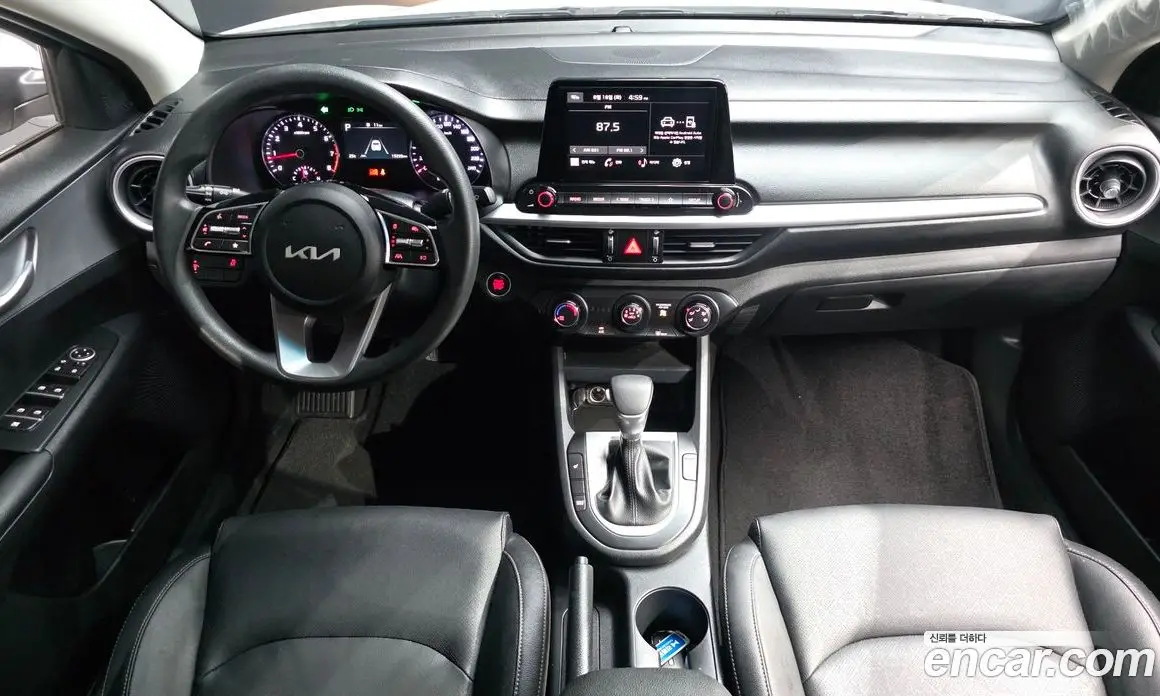Kia K3 2024 1.6 автомат (гидро), фото 10 Kia K3 2024 1.6 автомат (гидро), фото 10