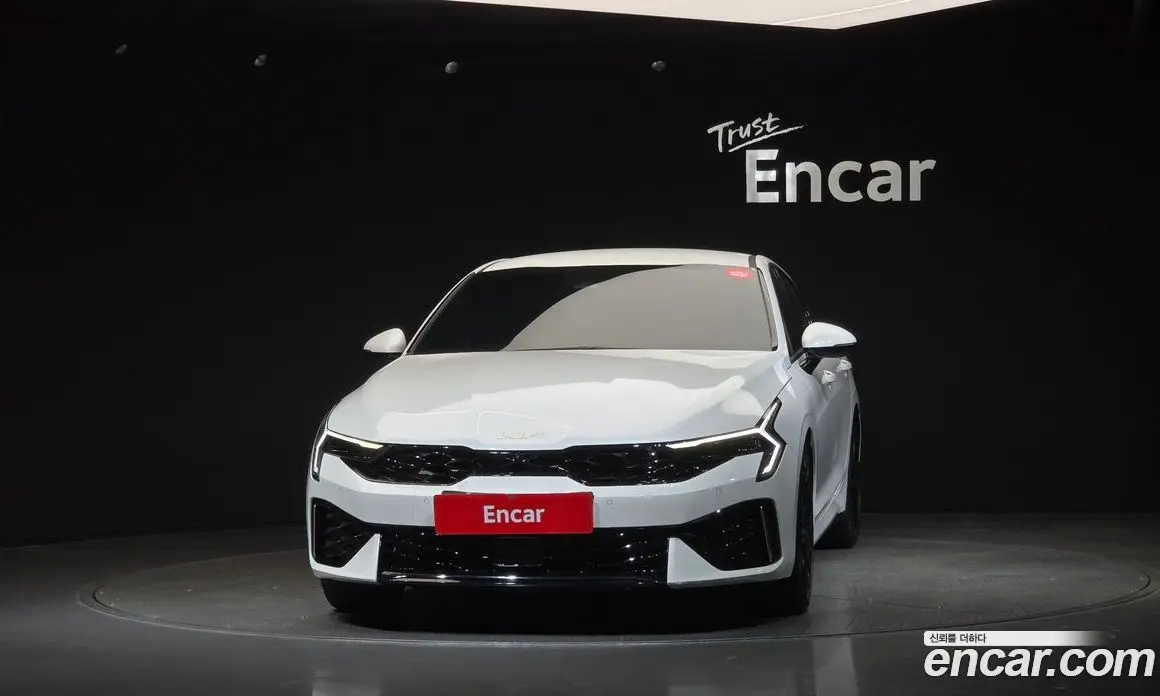 Kia K5 (Optima) 2024 1.6 автомат (гидро), фото 3