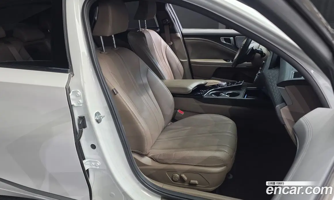 Kia K8 2022 2.5 автомат (гидро), фото 16 Kia K8 2022 2.5 автомат (гидро), фото 16