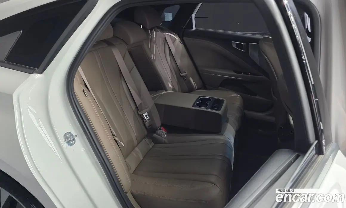 Kia K8 2022 2.5 автомат (гидро), фото 18 Kia K8 2022 2.5 автомат (гидро), фото 18
