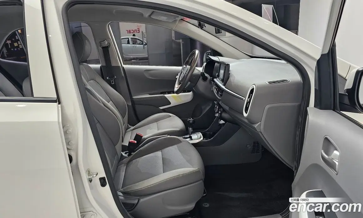 Kia Morning 2017 1.0 автомат (гидро), фото 15 Kia Morning 2017 1.0 автомат (гидро), фото 15
