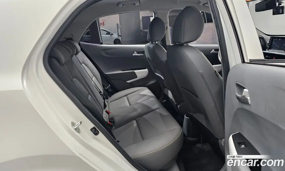Kia Morning 2017 1.0 автомат (гидро), фото 16 Kia Morning 2017 1.0 автомат (гидро), фото 16