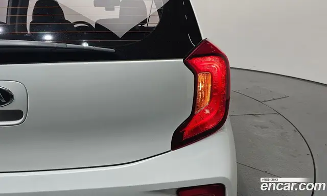 Kia Morning 2017 1.0 автомат (гидро), миниатюра 8 Kia Morning 2017 1.0 автомат (гидро), миниатюра 8